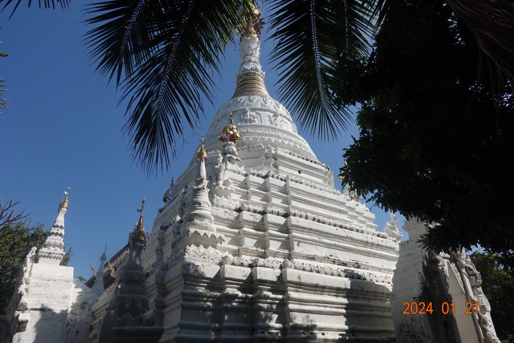 Burmese-style white chedi at Wat Mahawan, Chiang Mai, Thailand