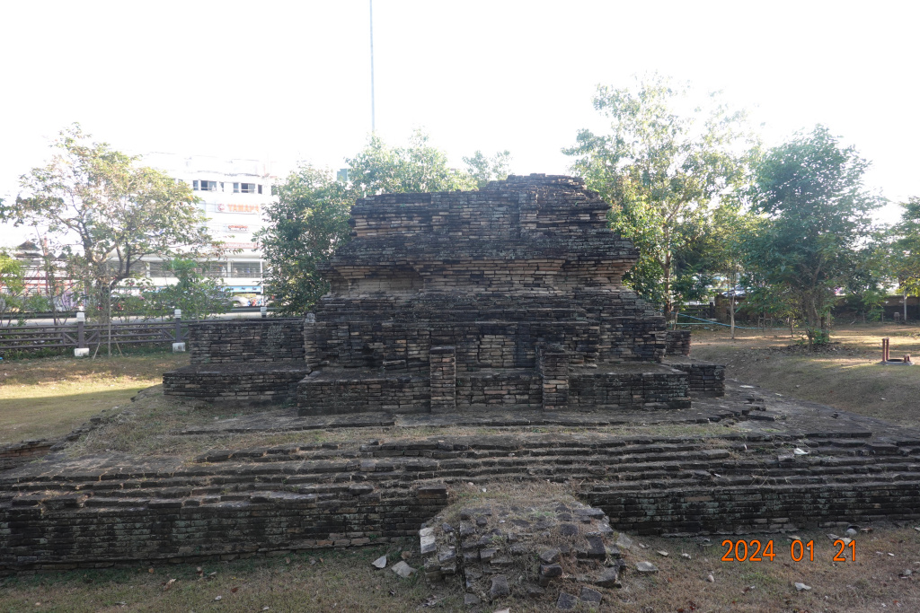 Old brick Ku Kaew Chedi, Wat Jed Yod, Chiang Mai, Thailand